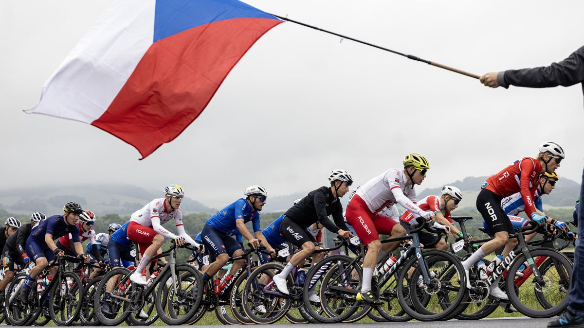 Cyklista Jakub Ťoupalík vyhrál v Krásné Lípě a vede Český pohár