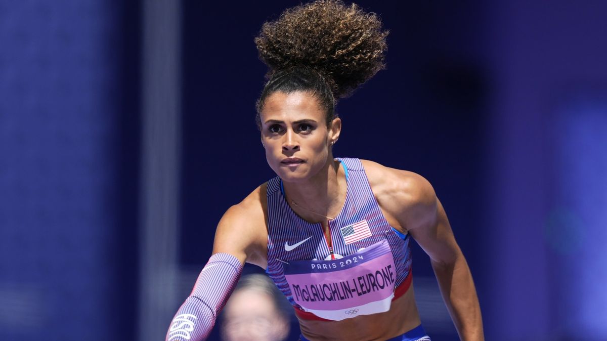 McLaughlinová-Levroneová jasně vyhrála dlouhé překážky na prvním Grand Slamu
