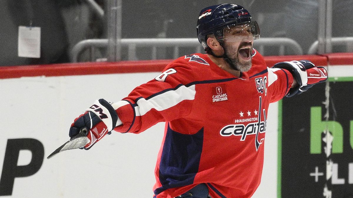 Ovečkin zařídil výhru Washingtonu a vyrovnal brankový rekord NHL, překonal i Jágra
