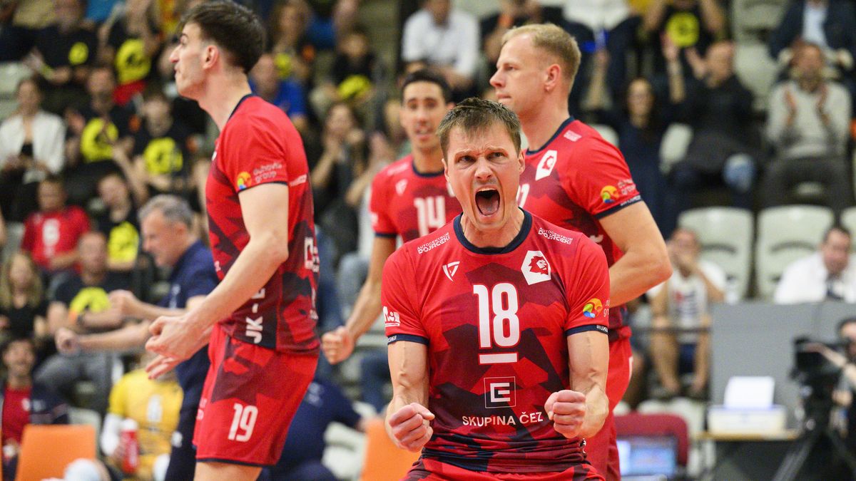 Lvi prodloužili finále extraligy volejbalistů