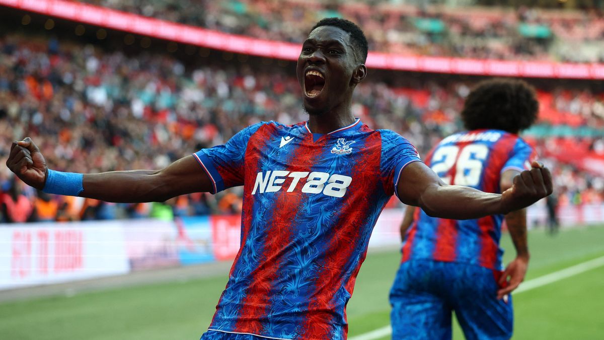 Crystal Palace je prvním finalistou Anglického poháru