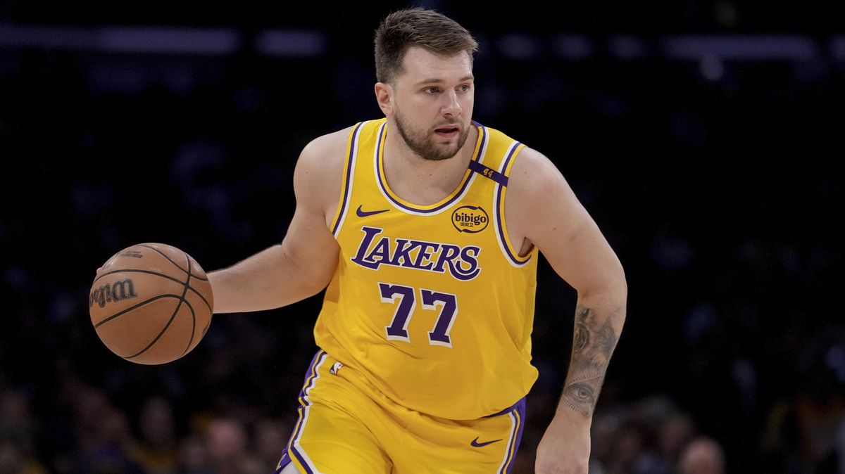 Dončič v play off NBA pomohl Lakers 31 body srovnat sérii s Minnesotou