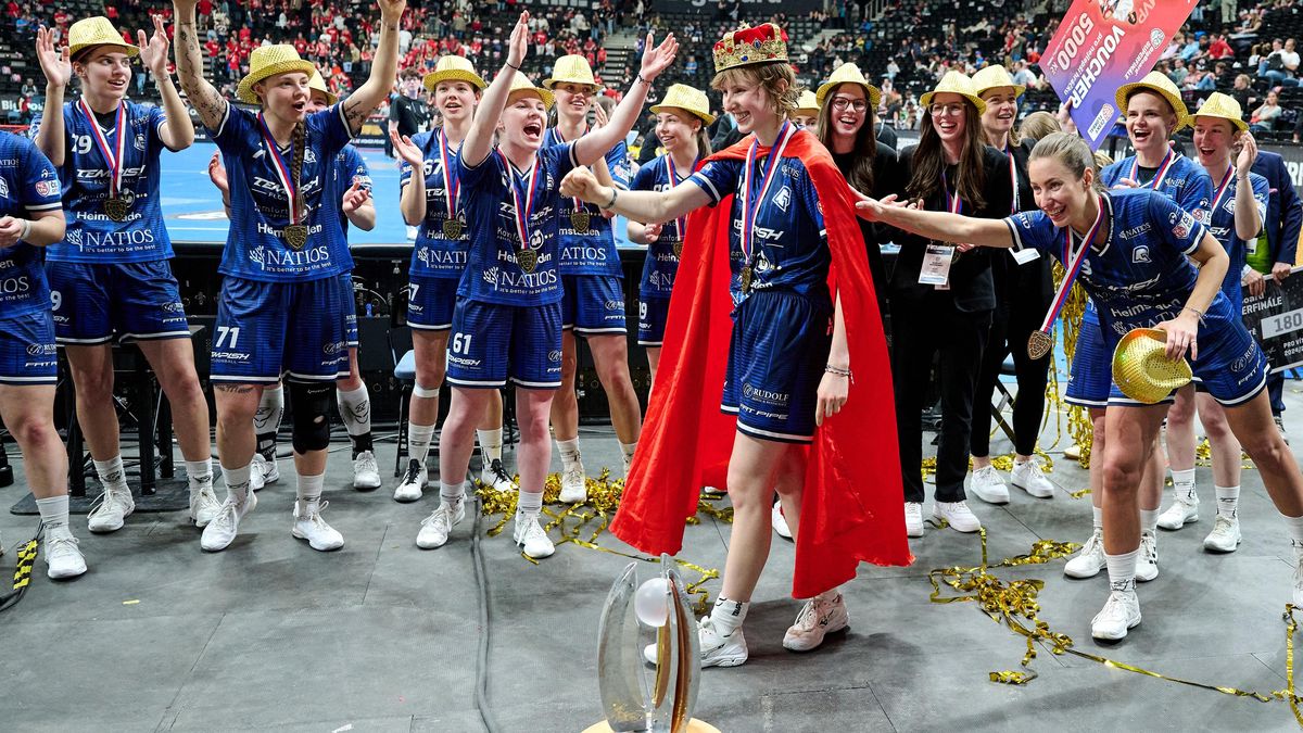 Hokej jí rozmluvili, teď zářila v O2 areně. Neměnila bych, hlásí hvězda superfinále