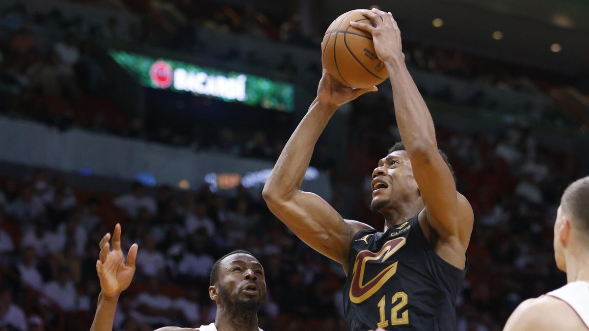 Cleveland deklasoval Miami o 55 bodů a proletěl do čtvrtfinále NBA