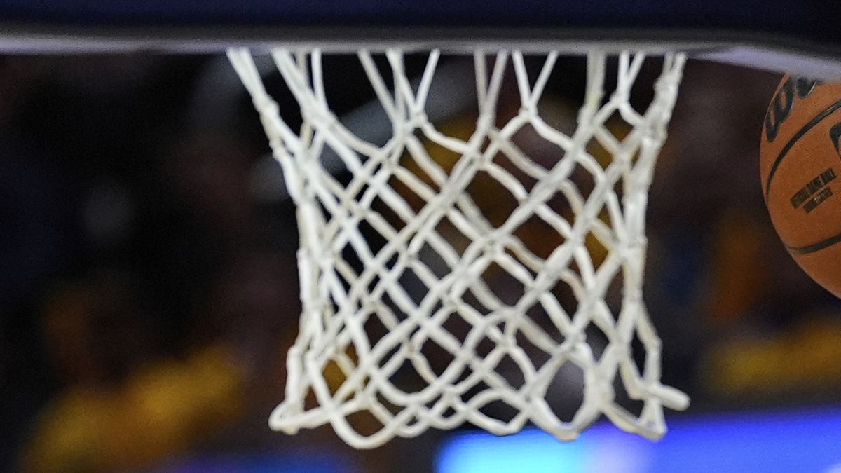 Děčínští basketbalisté vyhráli druhý zápas v Brně, semifinále je vyrovnané