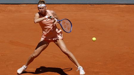 TENIS ONLINE: Bouzková zaskočila ruskou hvězdu a získala první set! Chystá se Muchová