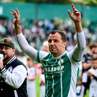 V Ďolíčku se rozloučili se dvěma kapitány ve dvou týdnech. Tím druhým byl dříč Martin Dostál. Ve 322 ligových zápasech se devětkrát radoval ze vstřelené branky. 