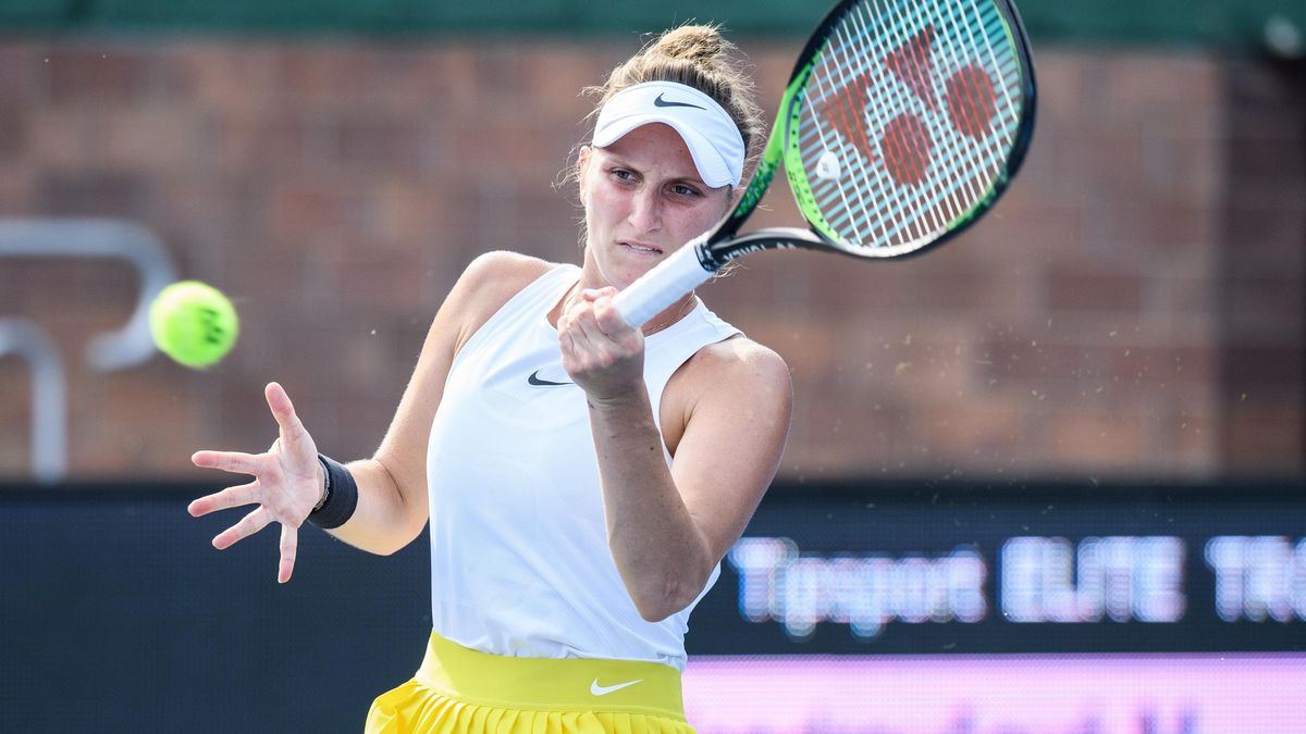 TENIS ONLINE: Vondroušová se na French Open vrací po zranění. Představí se také Valentová, Bouzková a Muchová