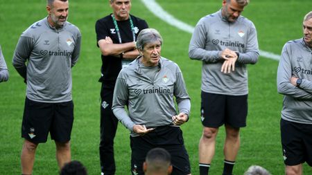 FOTBAL ONLINE: Chelsea ve finále Konferenční ligy hraje proti Betisu