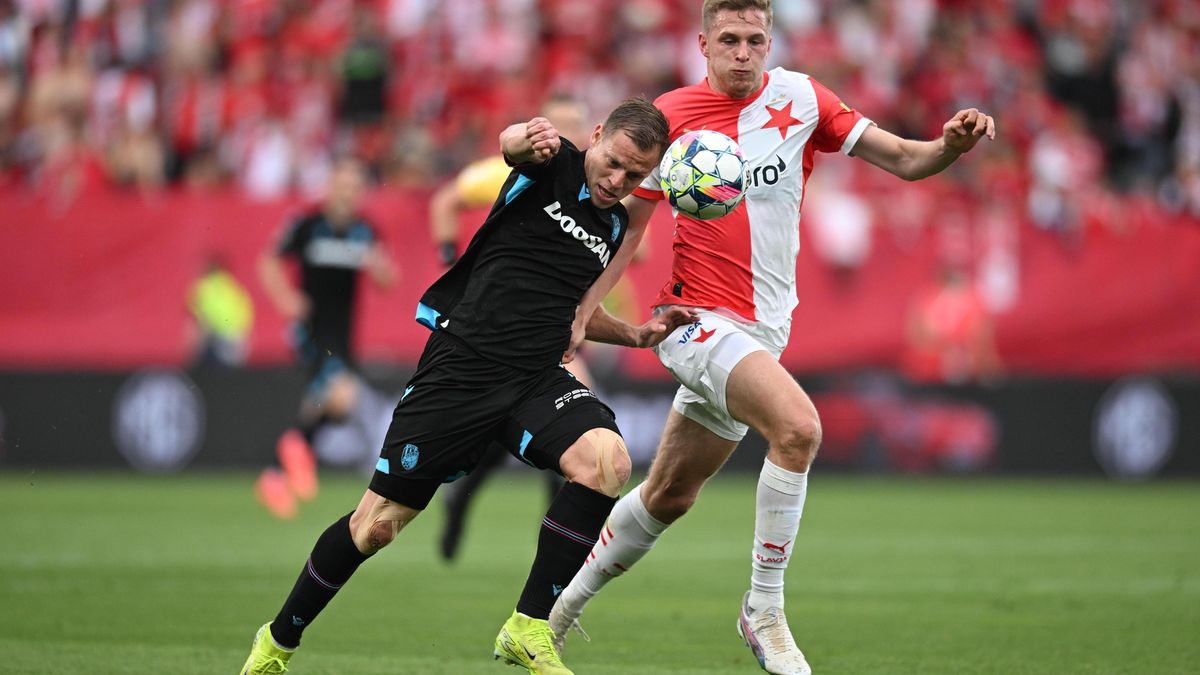 Vedení ligy dává ruce pryč od kauzy odebraných akreditací