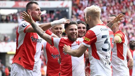Slavia přejela Baník a propukly mistrovské oslavy. Plzeň uhájila druhou příčku, Sparta odvrátila blamáž 