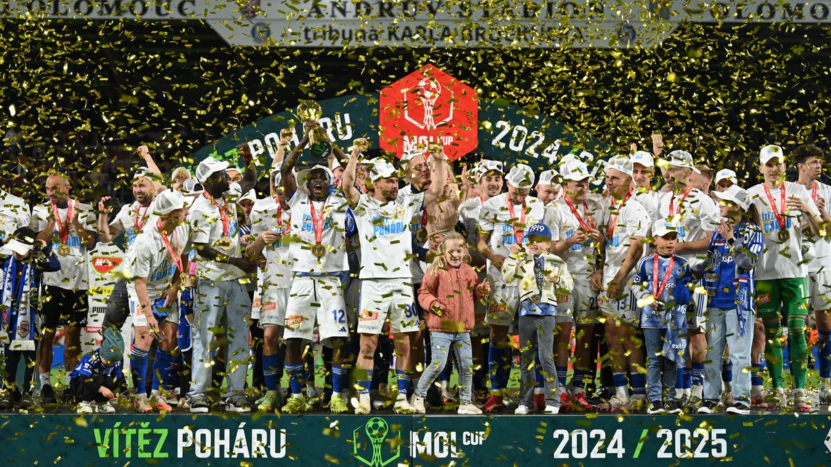 Sparta vybouchla ve finále poháru, trofej a postup do Evropy slaví Olomouc