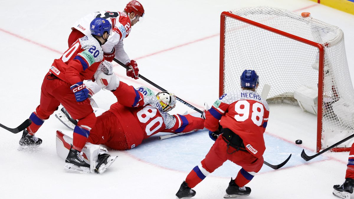 Rulíkovy další oči na tribuně pomáhají Čechům. A tak se neopakuje sedm let starý zářez