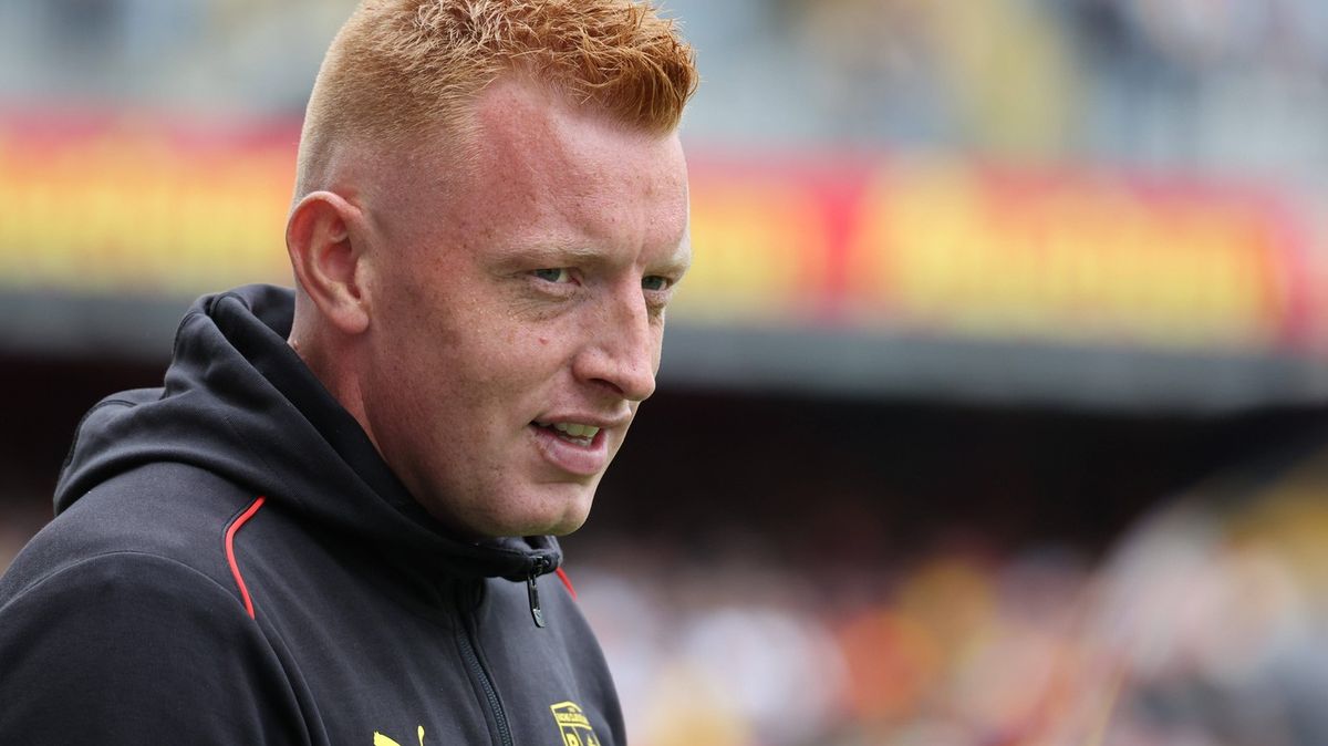 U fotbalistů Lens skončil trenér Still, chce být blíž nemocné přítelkyni