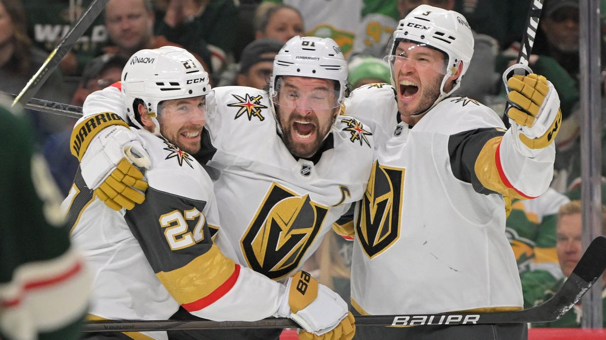 Hertl slaví v NHL postup
