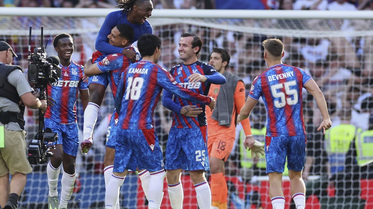 Senzace v Anglii. Crystal Palace ve finále poháru porazil Manchester City