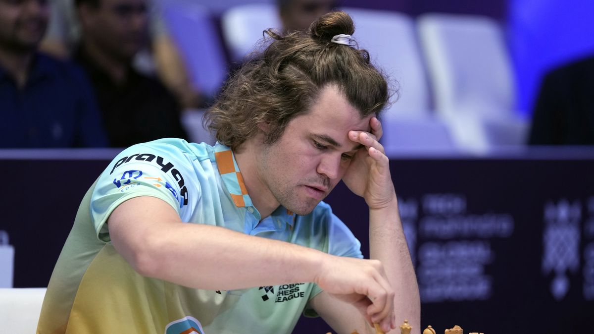 Rekordní partie skončila po 46 dnech. Světový šampion v ní remizoval se 143 000 hráči