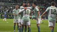 FOTBAL ONLINE: Betis je ve finále Konferenční ligy lepší než Chelsea a vede