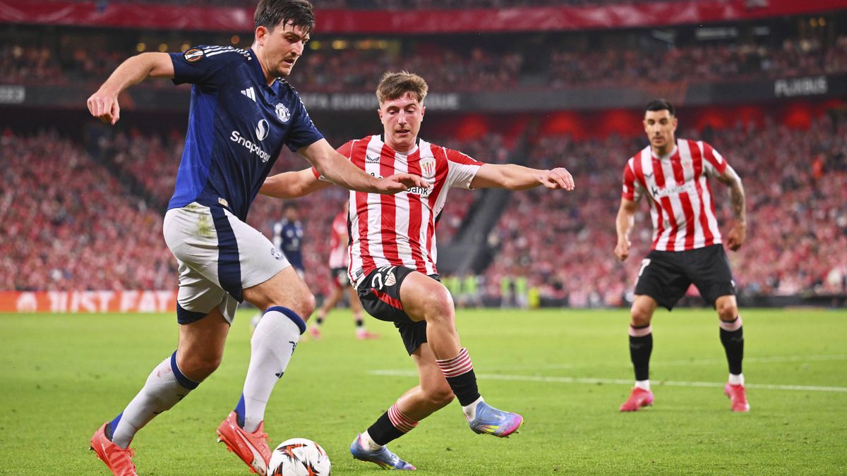 Harrydinho! Zesměšňovaného obránce Manchesteru United teď fanoušci oslavují