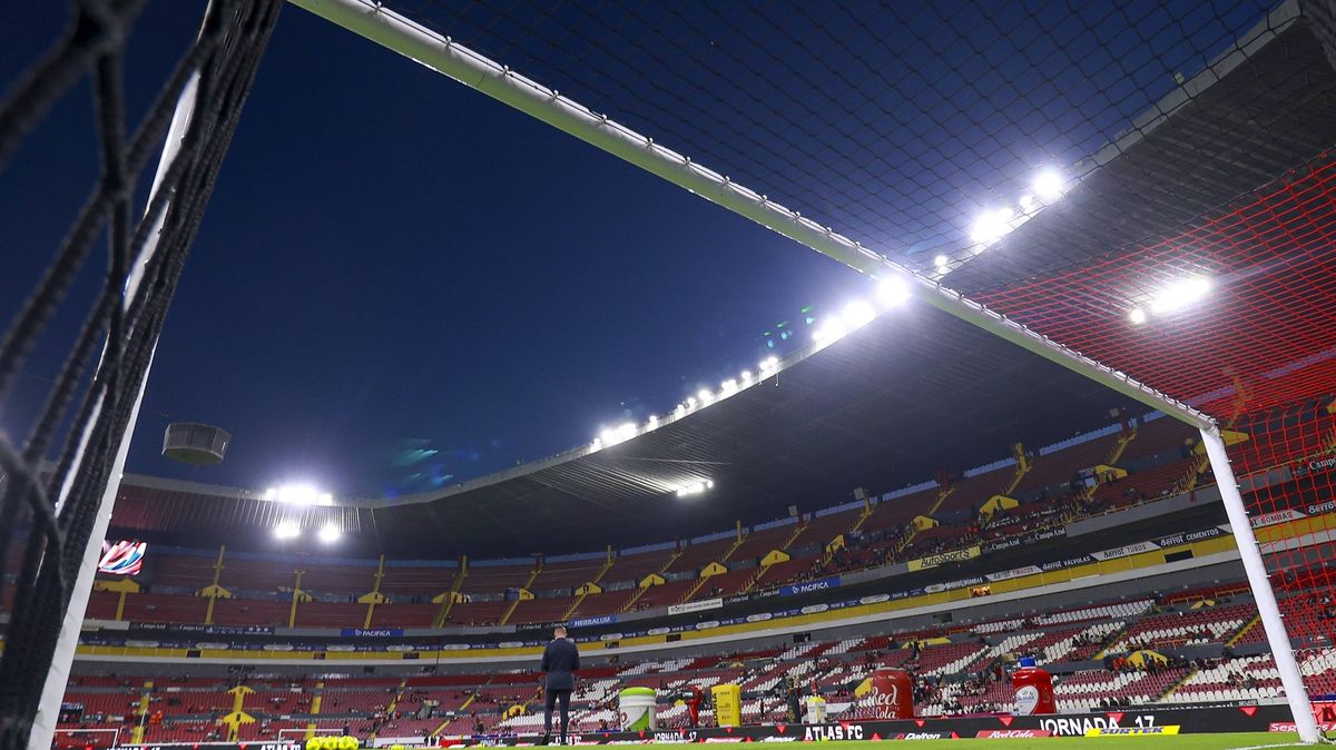 Aztécký stadion bude po rekonstrukci znovu 75 dnů před startem fotbalového MS