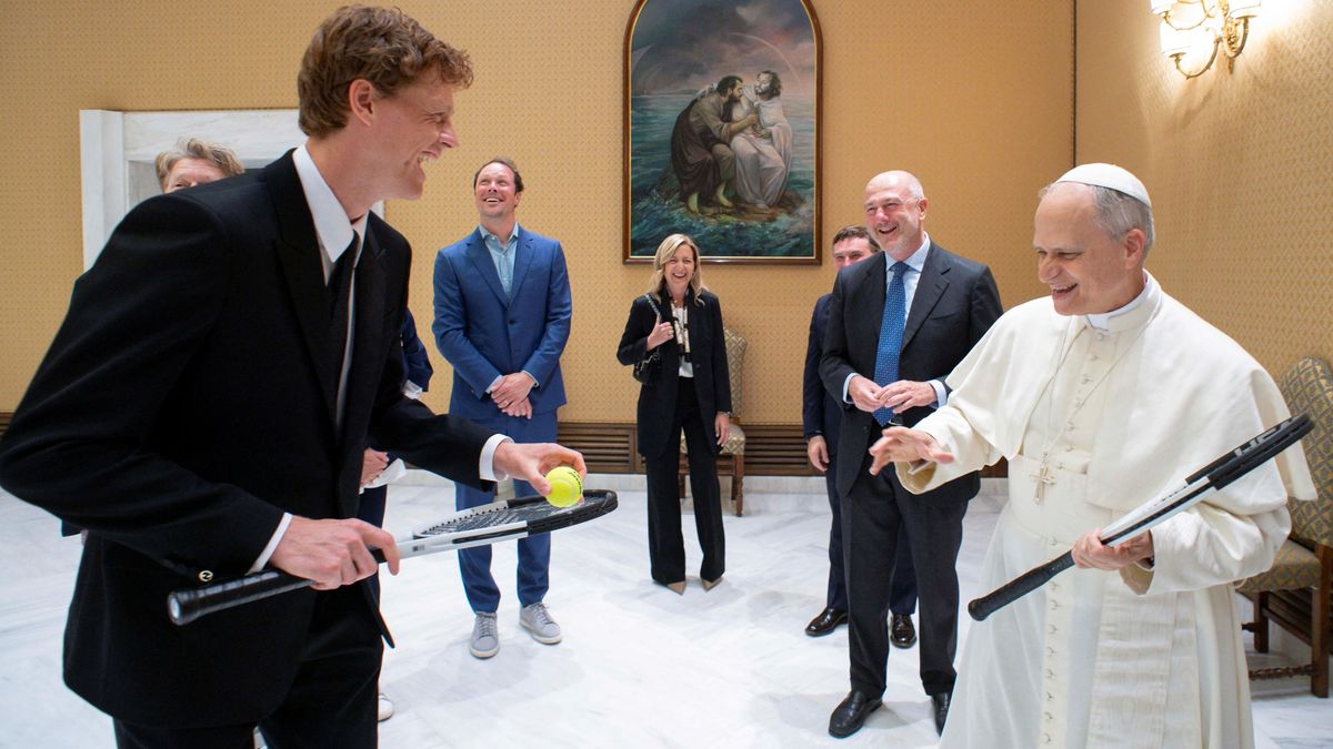 První tenista světa Sinner se ve Vatikánu setkal s papežem
