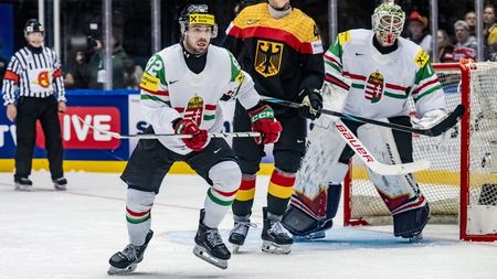 Dědeček je legendou českého hokeje, on hraje za Maďarsko. Potřebovali pomoct, tak mi dali občanství, říká obránce