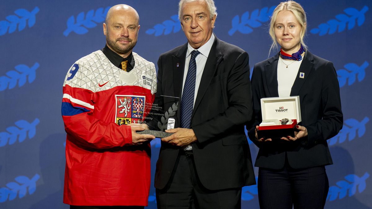 Pětinásobný mistr světa Výborný byl uveden do Síně slávy IIHF