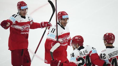 HOKEJ ONLINE: Švédská dominance v duelu o bronz! Novými mistry světa budou Švýcaři, nebo Američané 