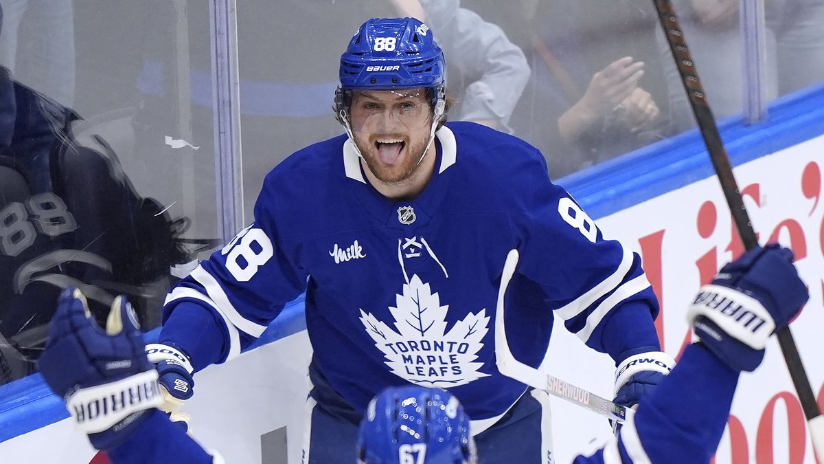 Toronto začalo sérii s Floridou domácí výhrou, zářil Nylander. Vaněček zůstal náhradníkem