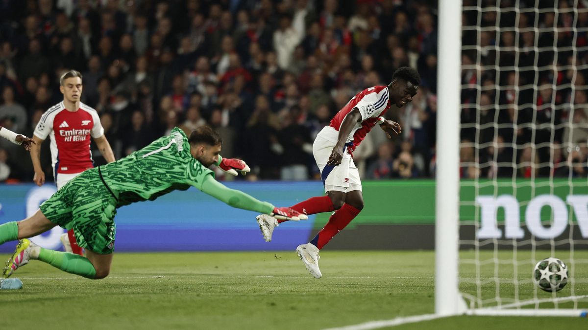 FOTBAL ONLINE: Arsenal snížil a zdramatizoval odvetu semifinále Ligy mistrů s Paris St. Germain