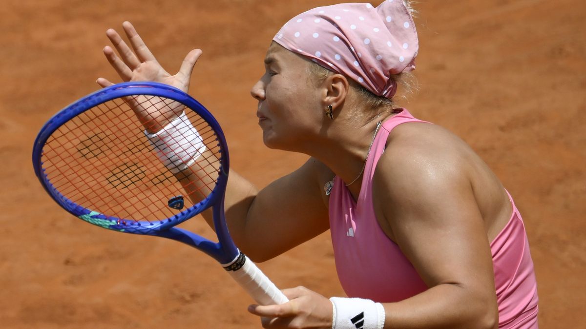 Ostudné chování se ruské tenistce vymstilo. Wimbledonská finalistka předvedla nevídaný obrat