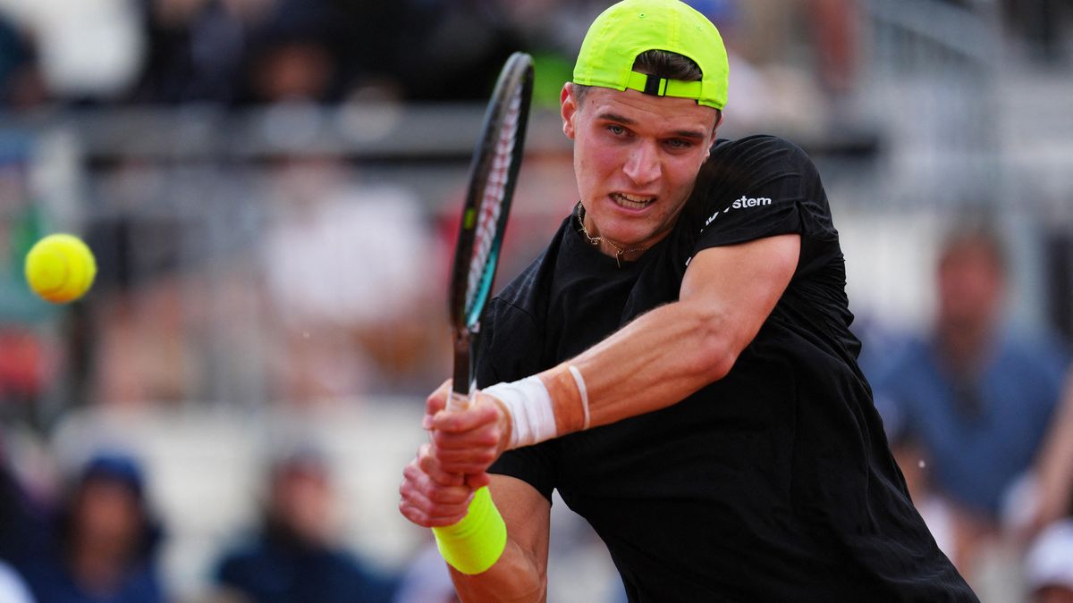 Menšík i Lehečka budou usilovat o postup do třetího kola French Open