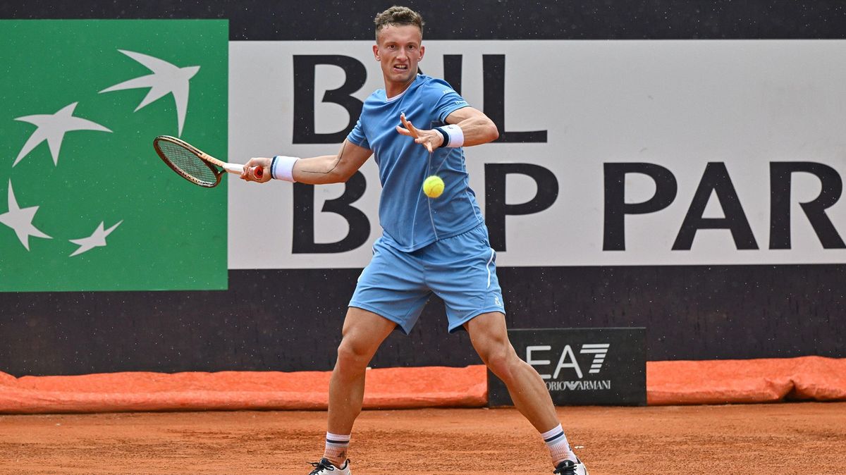 Lehečka v generálce na French Open vyzve rozjetého antukáře