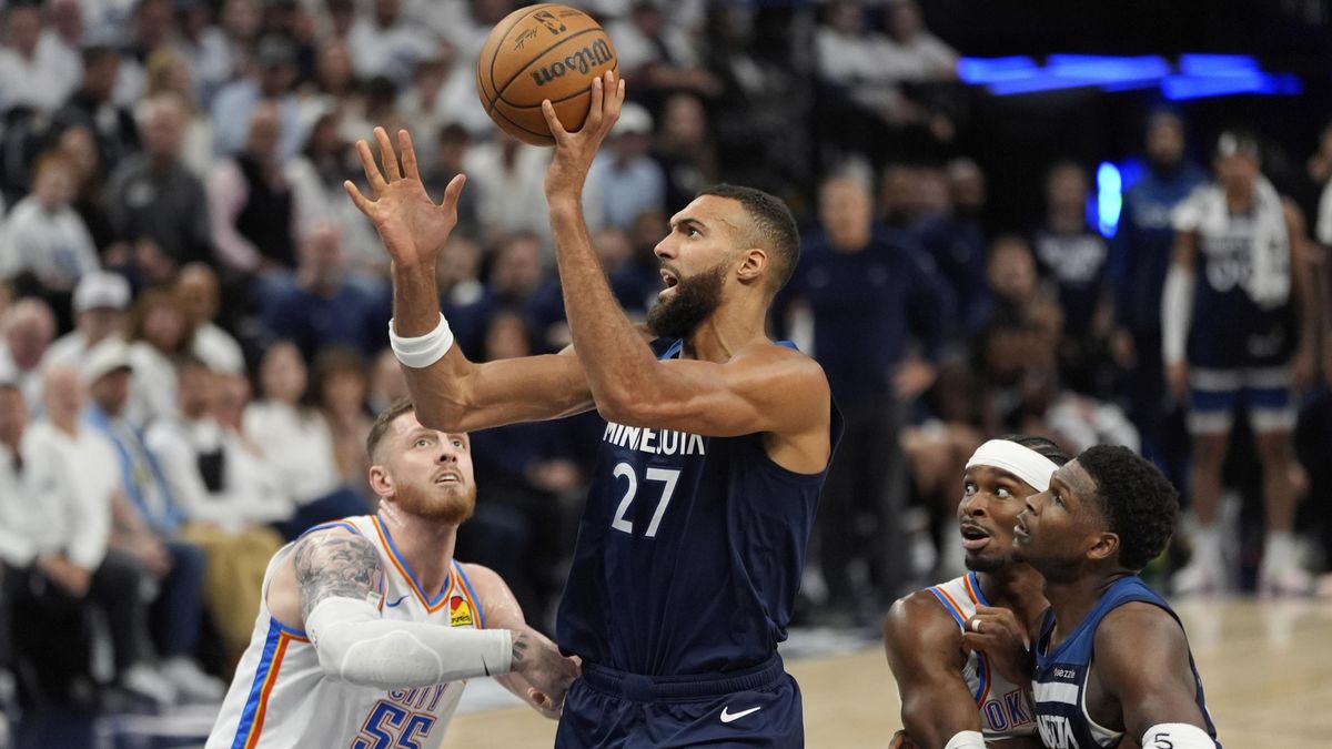 Minnesota v semifinále NBA deklasovala Oklahomu a snížila stav série