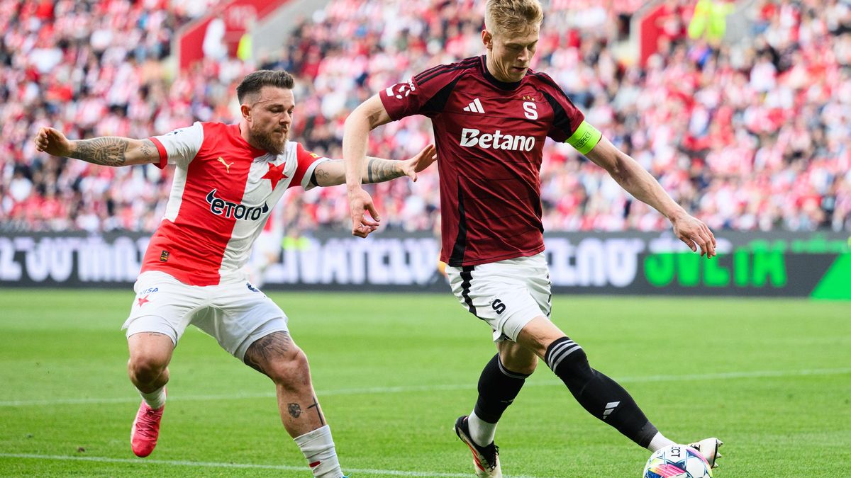 Spor o nadstavbu. Řešíme to. Chodí nám maily, ať se neruší, tvrdí ředitel fotbalové ligy