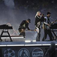 Finále Ligy mistrů jako velká show. Před zápasem vystoupili Linkin Park