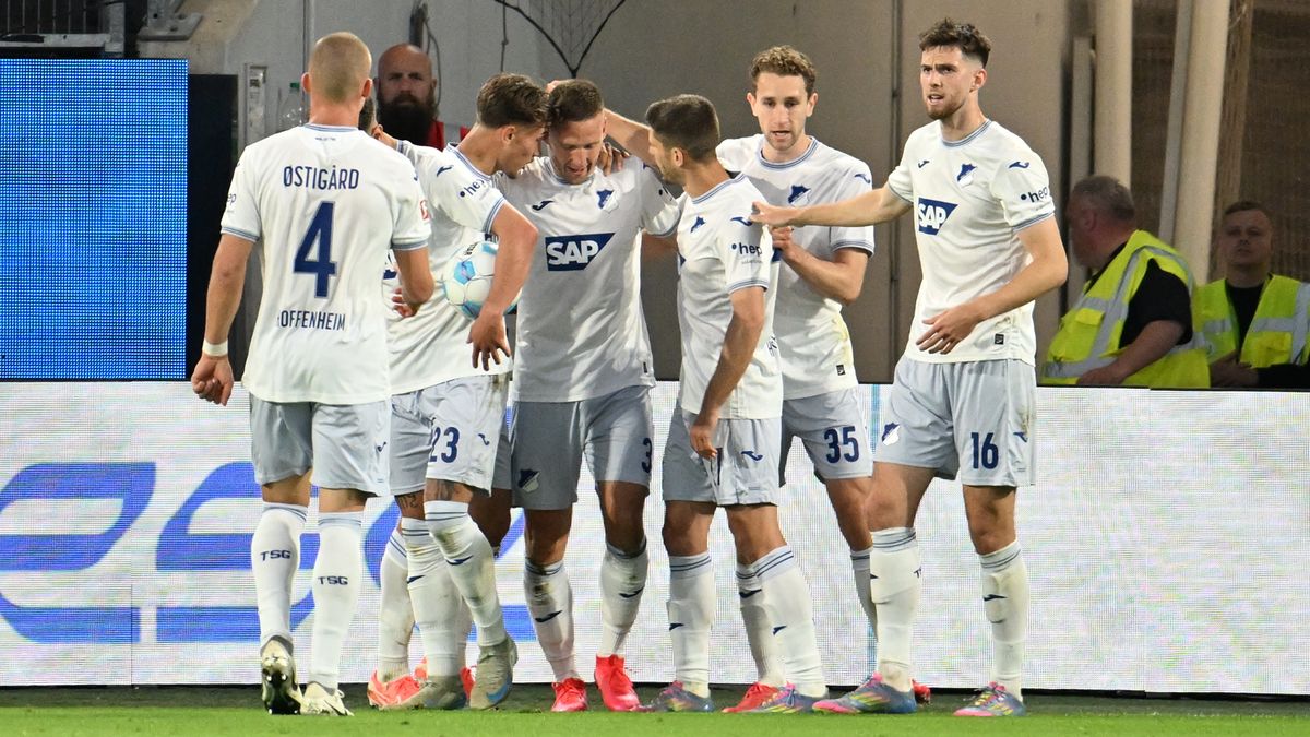 Fotbalisté Hoffenheimu po gólu Kadeřábka a asistenci Hložka remizovali