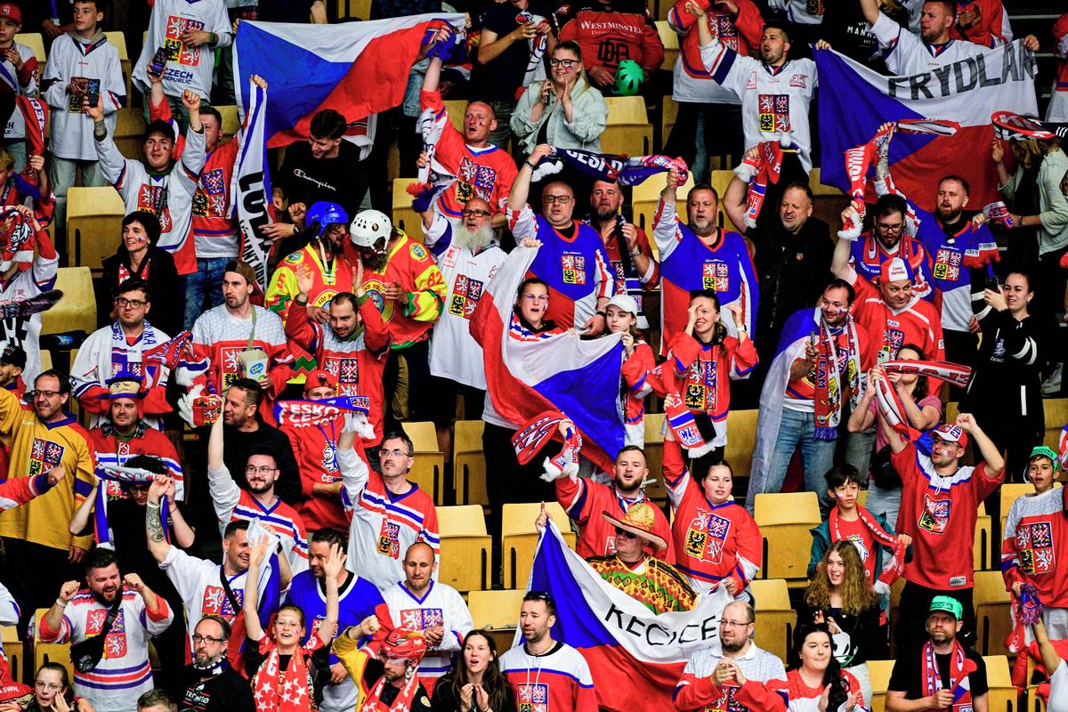 Čeští fanoušci v Herningu mají důvod slavit