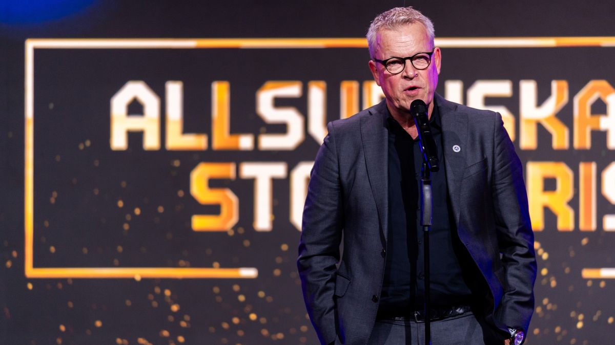 Sanitku na Ukrajinu odveze bývalý trenér švédské reprezentace Andersson