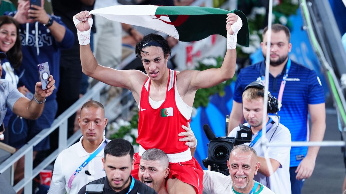 Olympijská šampionka biologickým mužem? Vědělo se to už rok předem, tvrdí třaskavá zpráva