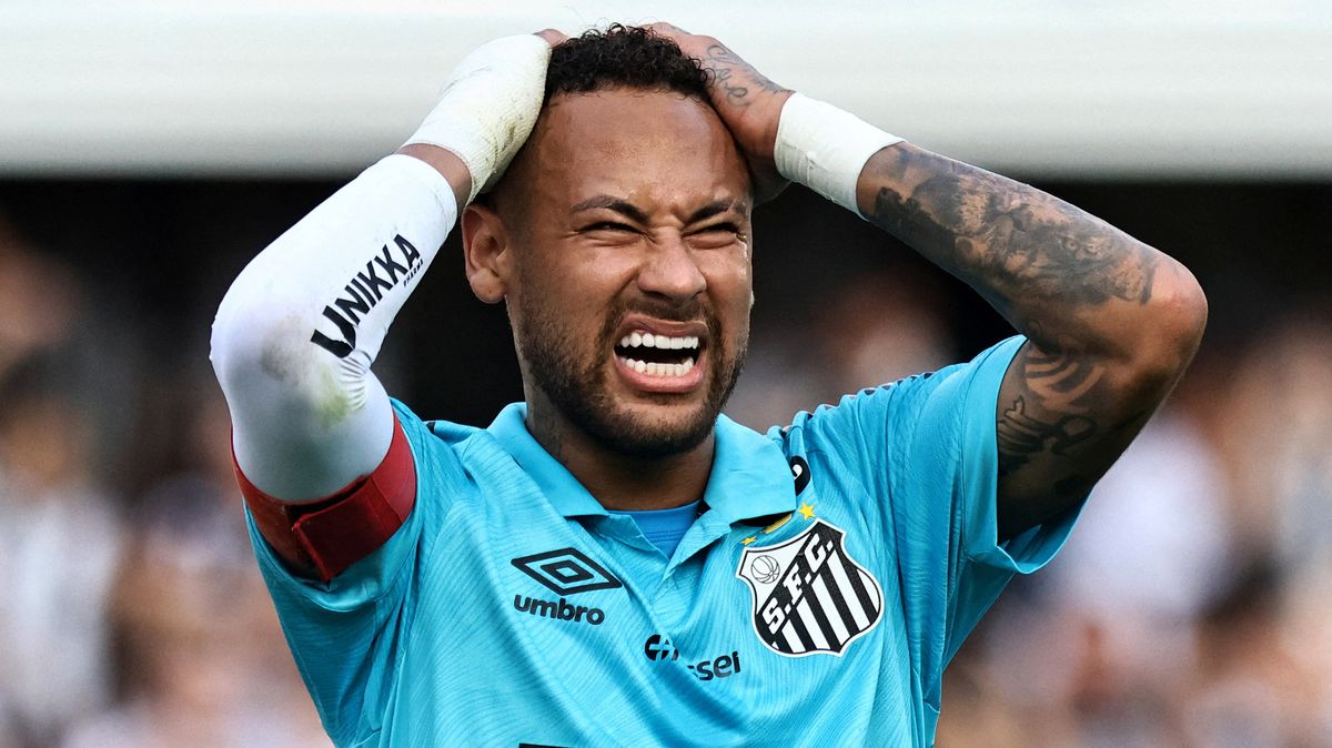 Neymar chce zůstat v Santosu, jiné nabídky odmítl