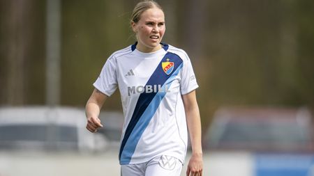 Fatální kiks. Finsko povolalo ke klíčovému duelu 51letou hráčku