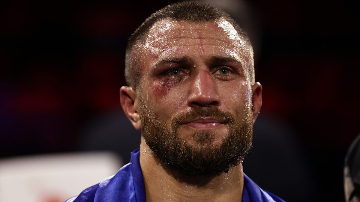 Hvězdný ukrajinský boxer Lomačenko ukončil kariéru