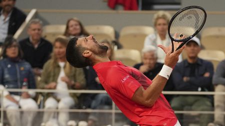 Djokovič opustí Srbsko. Po večeři s premiérem není pochyb, píší média