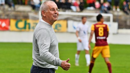 Nadávky soupeře a červená pro Radu! Dukla se loučila s bouřlivákem