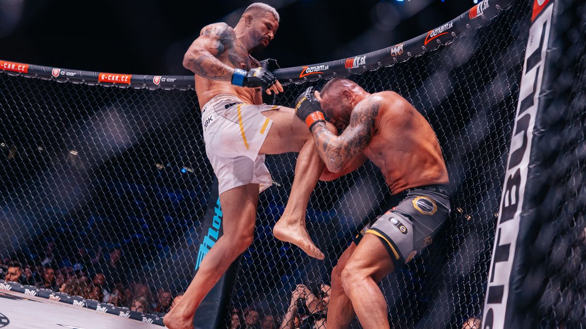 Vémola schytal přes 150 úderů a zřejmě si zlomil ruku. Největší vítězství, hlásí