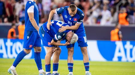 Smutek Slováků po vyřazení: Nespravedlivý fotbal, útočili jsme jen my