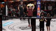 Infinity belt, pás pro vítěze duelu Karlos Vémola vs. Attila Végh přinesl do klece Jiří Procházka