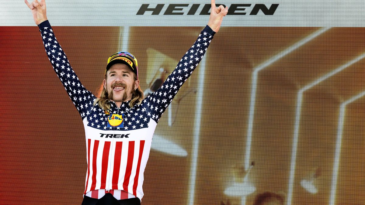 Třetí etapu závodu Kolem Švýcarska vyhrál po úniku americký cyklista Simmons