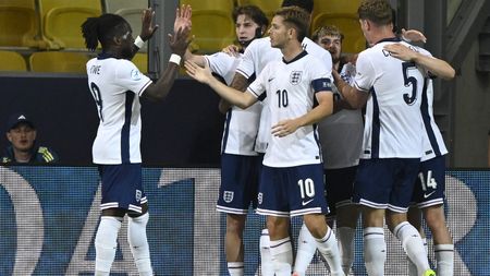 FOTBAL ONLINE: Gól! To je odpověď, Češi se trefili proti Anglii
